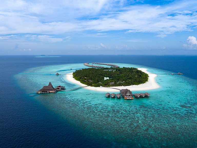 Anantara Kihavah Villas, Maldives - Vue aérienne de l'île