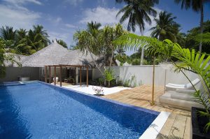 Kuramathi Island Resort, Maldives - La piscine d'une Honeymoon Pool Villa