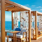 W Maldives - Des tables pour couples du restaurant FISH