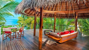 W Maldives - La terrasse à l'étage d'une Wonderful Beach Oasis