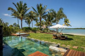 Four Seasons Resort Mauritius at Anahita - La piscine d'une Sanctuary Beach Pool Villa