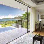 Raffles Seychelles - La terrasse et la piscine d'une Ocean View Villa