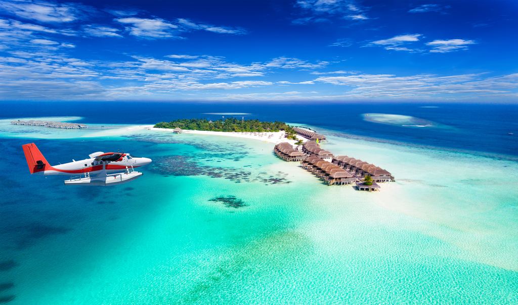 Arrivée en hydravion au Constance Moofushi Maldives