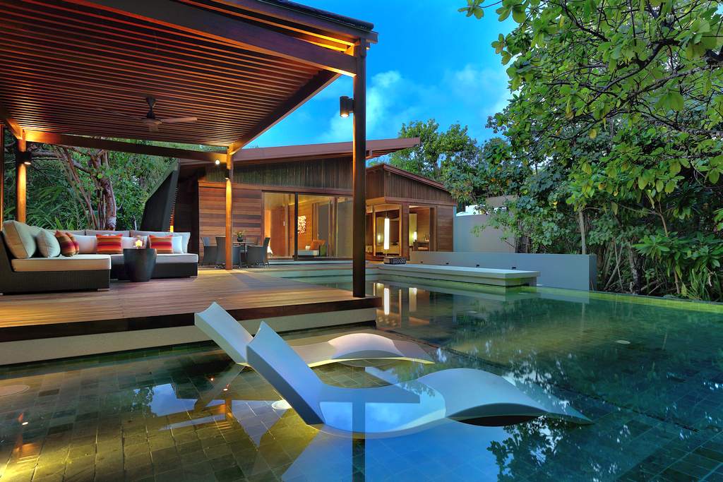 Une park pool villa à deux chambres au Park Hyatt Maldives Hadahaa