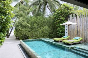 Anantara Kihavah Maldives Villas - la piscine et l'accès direct à la plage d'une Beach Pool Villa