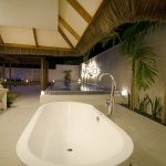 Kuramathi Island Resort, Maldives - La salle de bains d'une Honeymoon Pool Villa