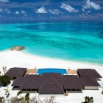 Atmosphere Kanifushi Maldives - Une vue aérienne du Restaurant Bar Sunset