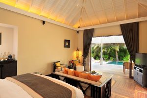 AYADA Maldives - La chambre d'une Sunset Beach Pool Suite