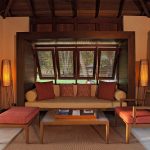 Constance Ephelia Seychelles - Le salon ouvert sur les jardins et la cour d'une Beach Villa