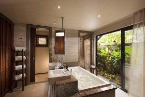 Constance Ephelia Seychelles - La salle de bains d'une Senior Suite