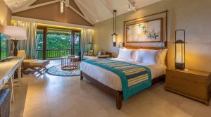 Constance Lemuria Seychelles - Une Junior Suite à l'étage