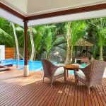 Hilton Seychelles Labriz - La terrasse et piscine d'une Sanctuary Pool Villa