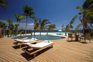 Milaidhoo Island Maldives - La terrasse et la piscine d'une Beach Residence