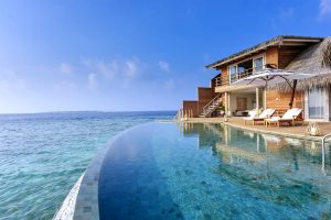 Milaidhoo Island Maldives - La terrasse et la piscine de l'Ocean Residence