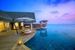Milaidhoo Island Maldives - La terrasse et la piscine de l'Ocean Residence