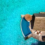 Milaidhoo Island Maldives - Une vue aérienne d'une Water Pool Villa