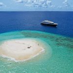 Scubaspa Maldives - Le navire et un îlot