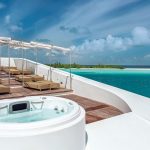 Scubaspa Maldives - le solarium et une île