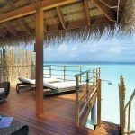 Constance Moofushi Maldives - La terrasse d'une Senior Water Villa