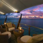 Baros Maldives - la terrasse au coucher de soleil de la Lighthouse Lounge