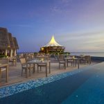 Baros Maldives - La terrasse du restaurant Lime