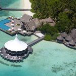 Baros Maldives - Une vue aérienne des restaurants
