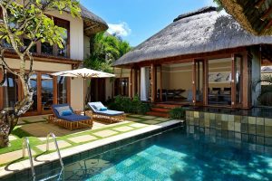 Constance Belle Mare Plage - La piscine, le pavillon et la terrasse d'une Pool Villa