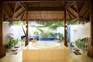 Huvafen Fushi - La salle de bains des Beach & Deluxe Beach Pool Bungalows