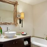 Kempinski Seychelles Resort - La salle de bains des Hill Garden Suites