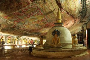 Circuit découverte du Sri Lanka - Dambulla temple d'or et grottes