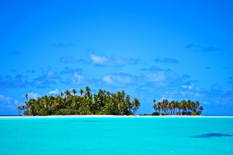 Moorea Bora Bora Rangiroa Tahiti